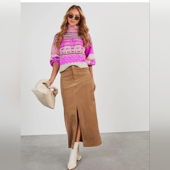 Vici Pink and Purple Patterned Turtleneck Sweater, Size L. - Picture 3 of 16